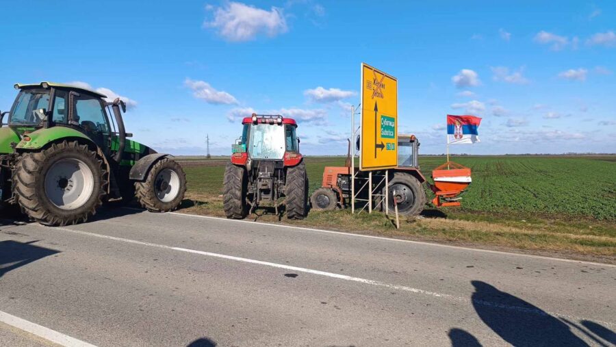 Itt biztosan lezárják az utakat hétfőn is a gazdák